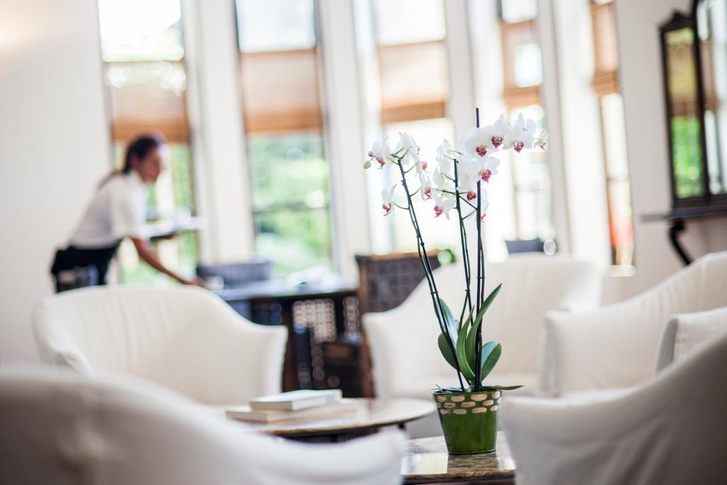 Hotel Beau Sejour アラッシオ エクステリア 写真