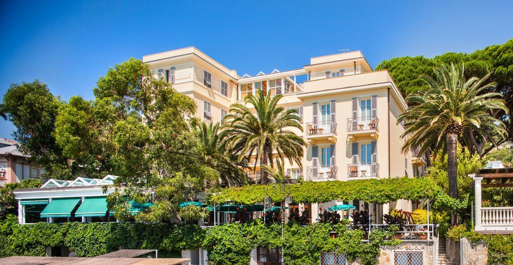 Hotel Beau Sejour アラッシオ エクステリア 写真
